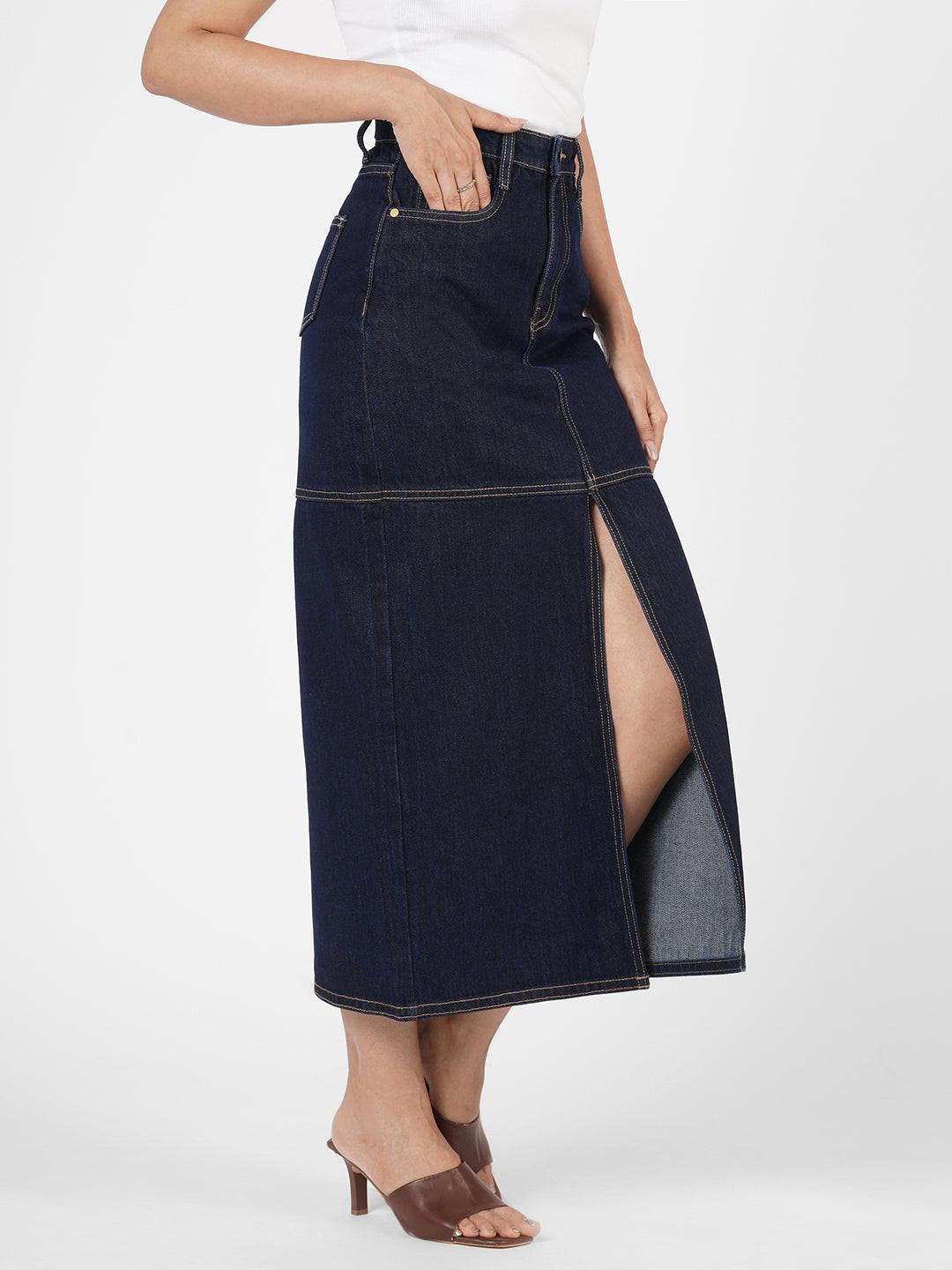 Woman in a denim  skirt by Rerasa