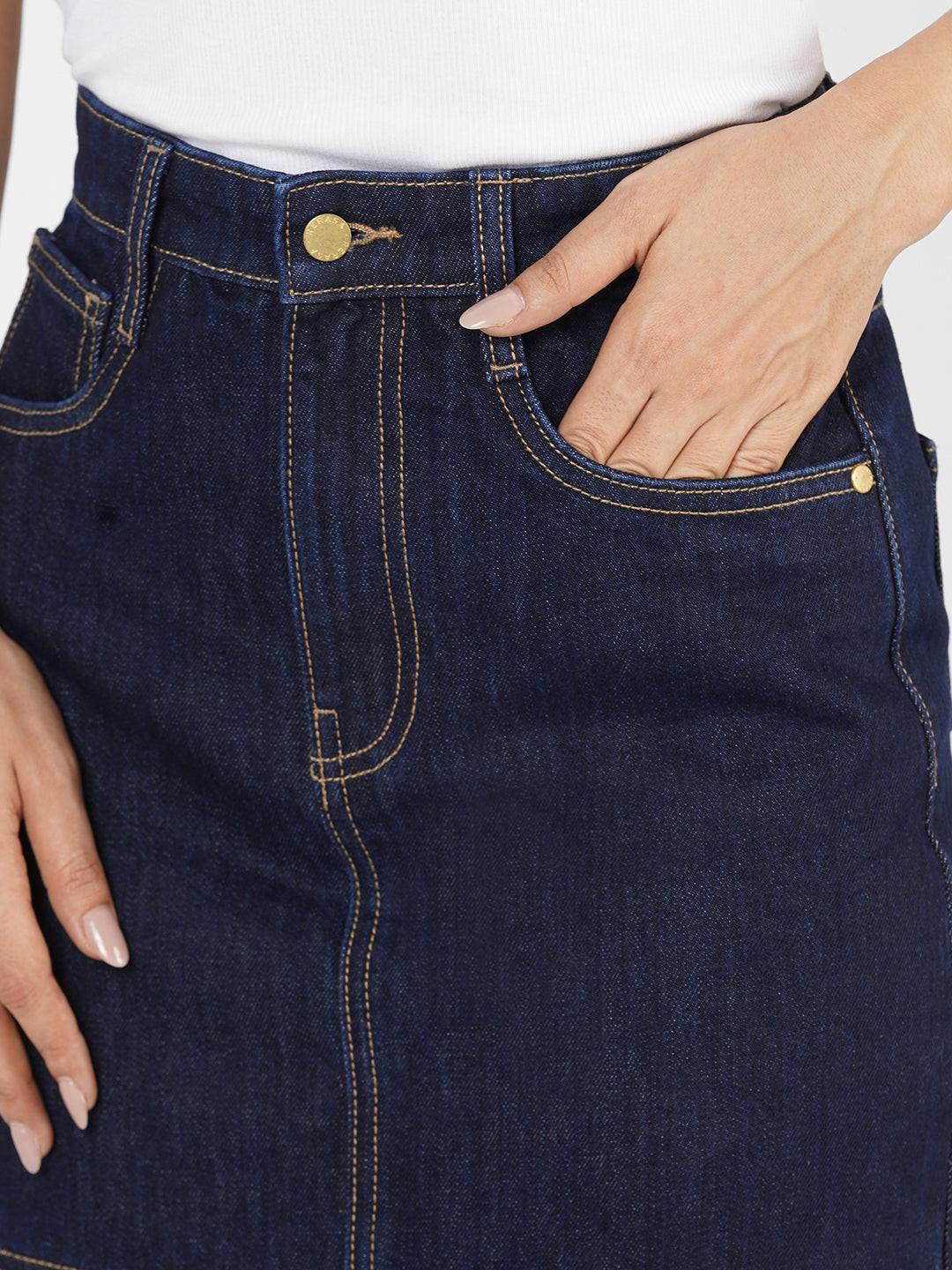 Woman in a denim  skirt by Rerasa