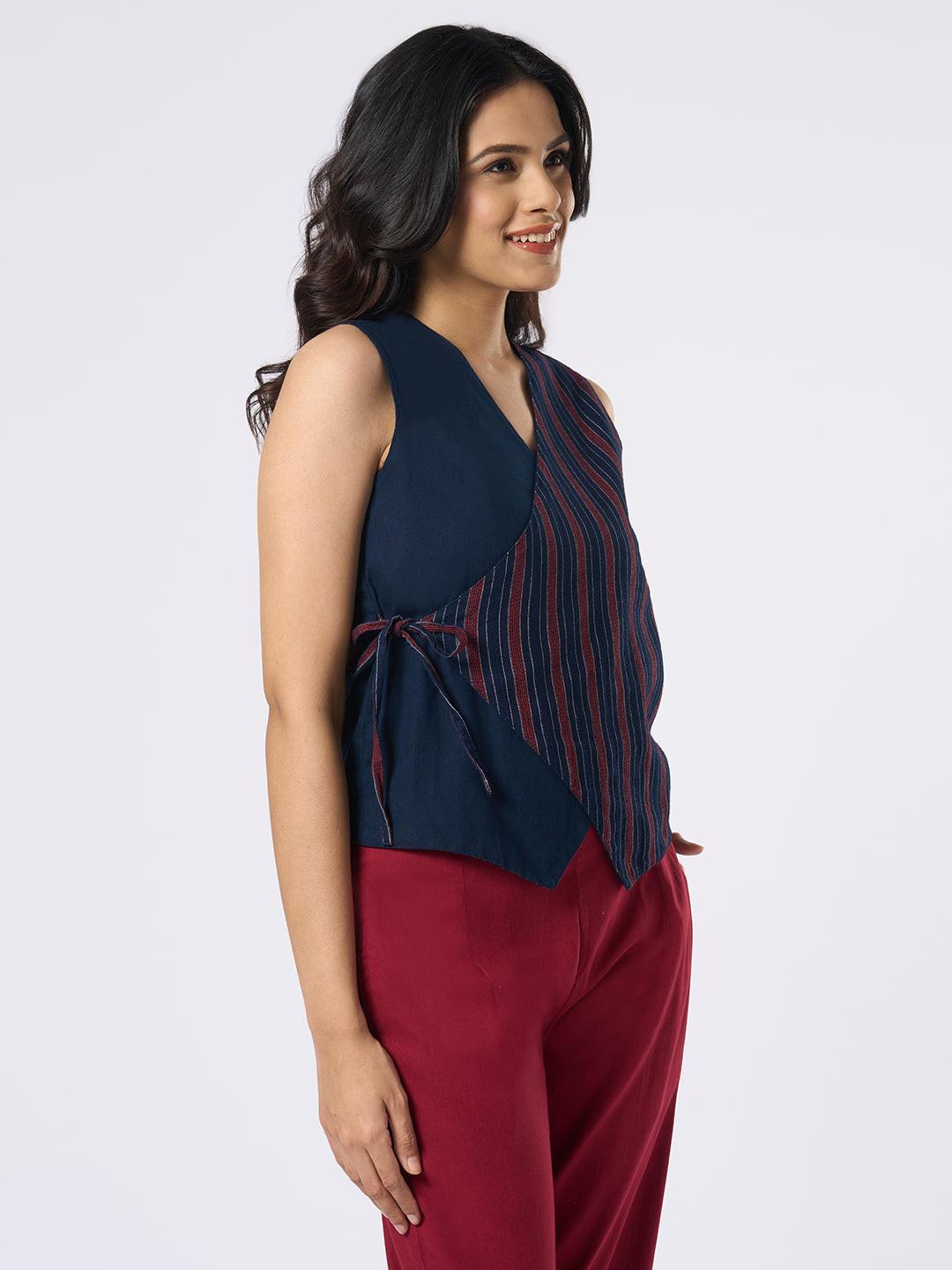 Rerasa Contrast Wrap Top