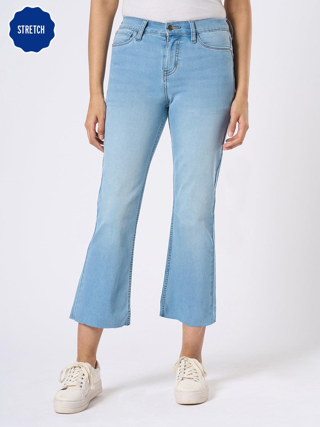 Light blue jeans worn by a person by Rerasa