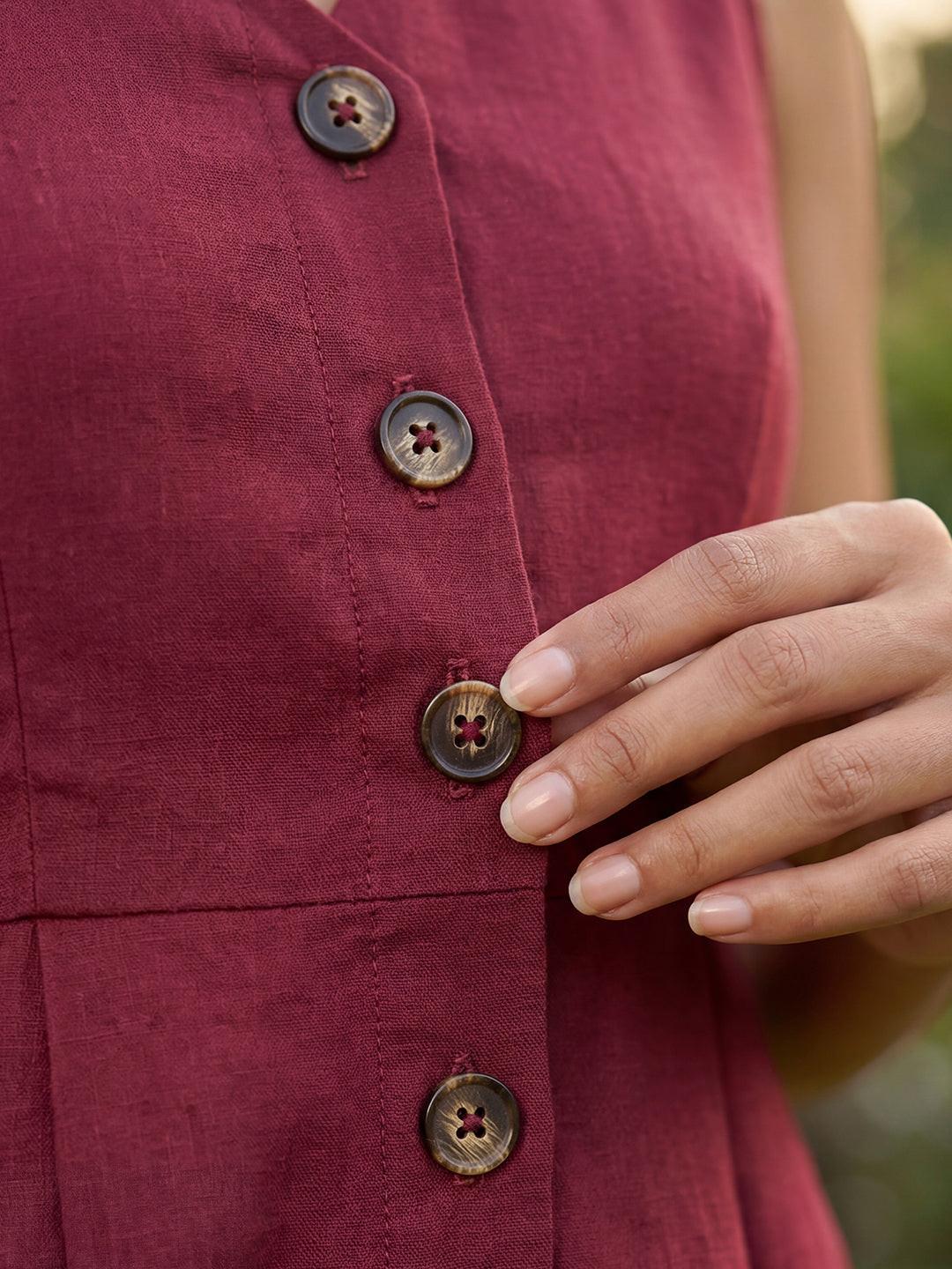 Woman wearing a maroon dress by Rerasa