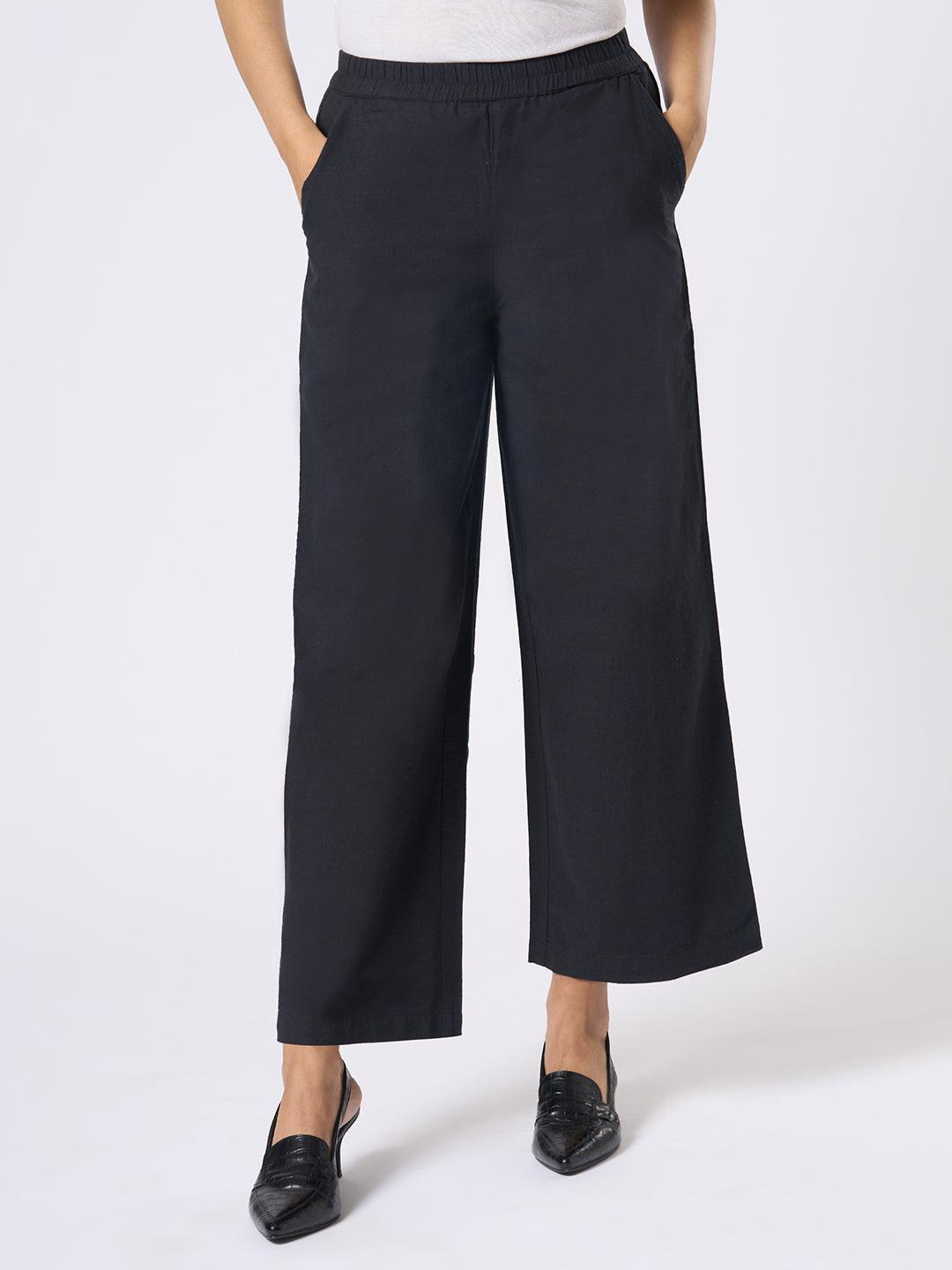 Black wide-leg pants by Rerasa