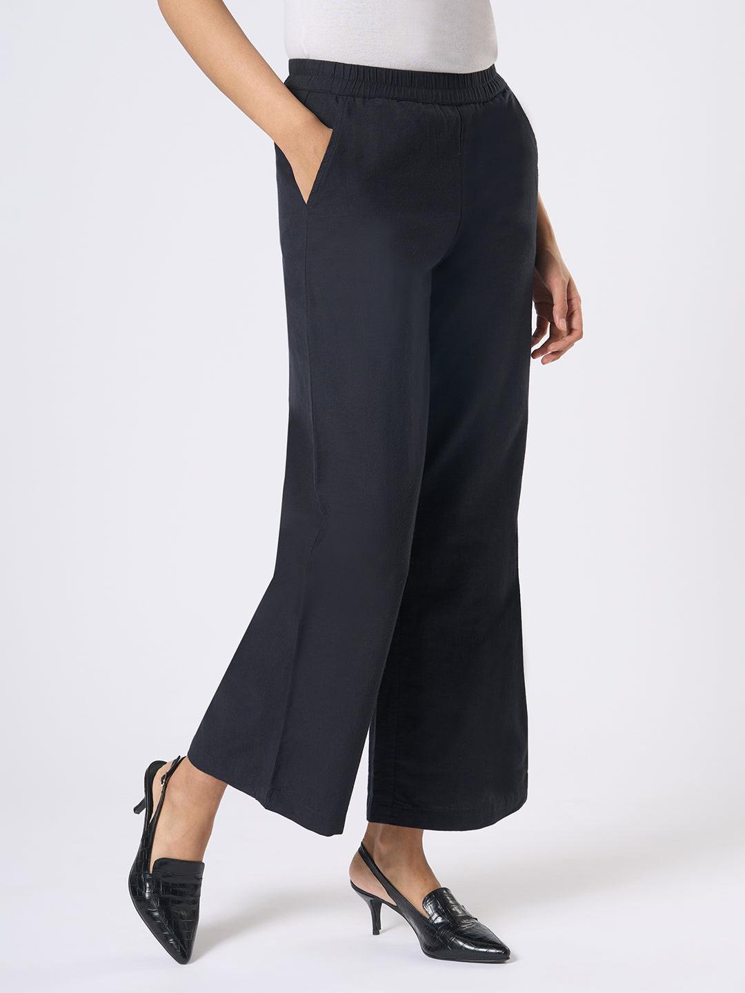 Black wide-leg pants by Rerasa