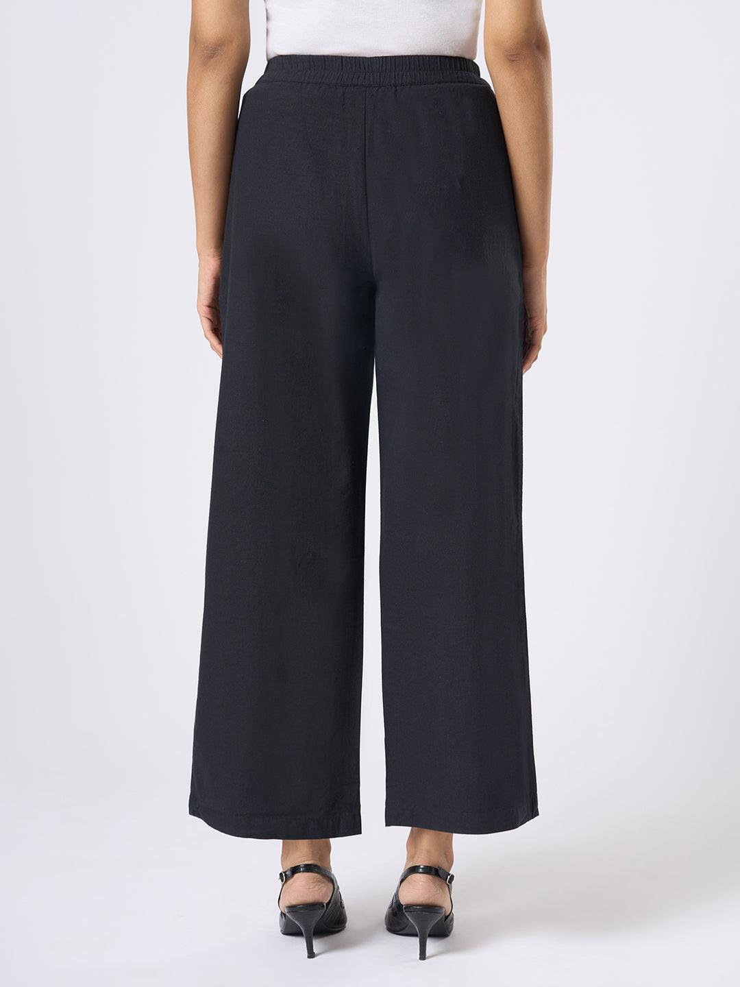 Black wide-leg pants by Rerasa